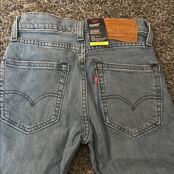 Levi’s Skinny Taper Jeans NWT - Picture 2 of 5
